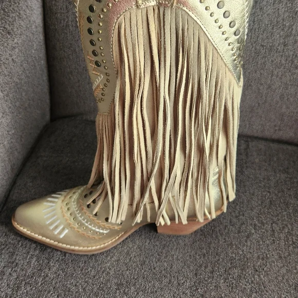 NEW Dingo Metallic Gold Fringe Heeled Cowboy Boots - Picture 5 of 9